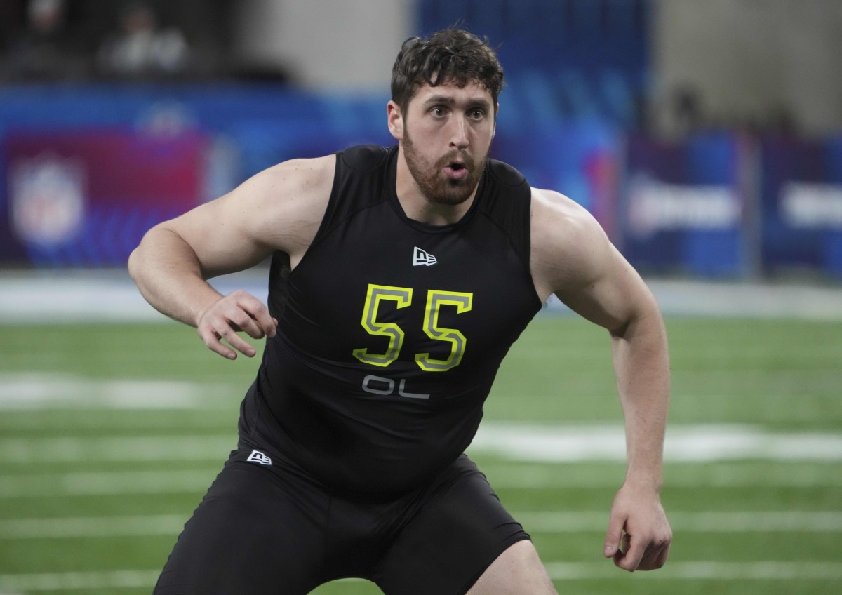 North Dakota offensive lineman Matt Waletzko (OL55) goes through drills during the 2022 NFL Scouting Combine. Mandatory Credit: Kirby Lee-USA TODAY Sports